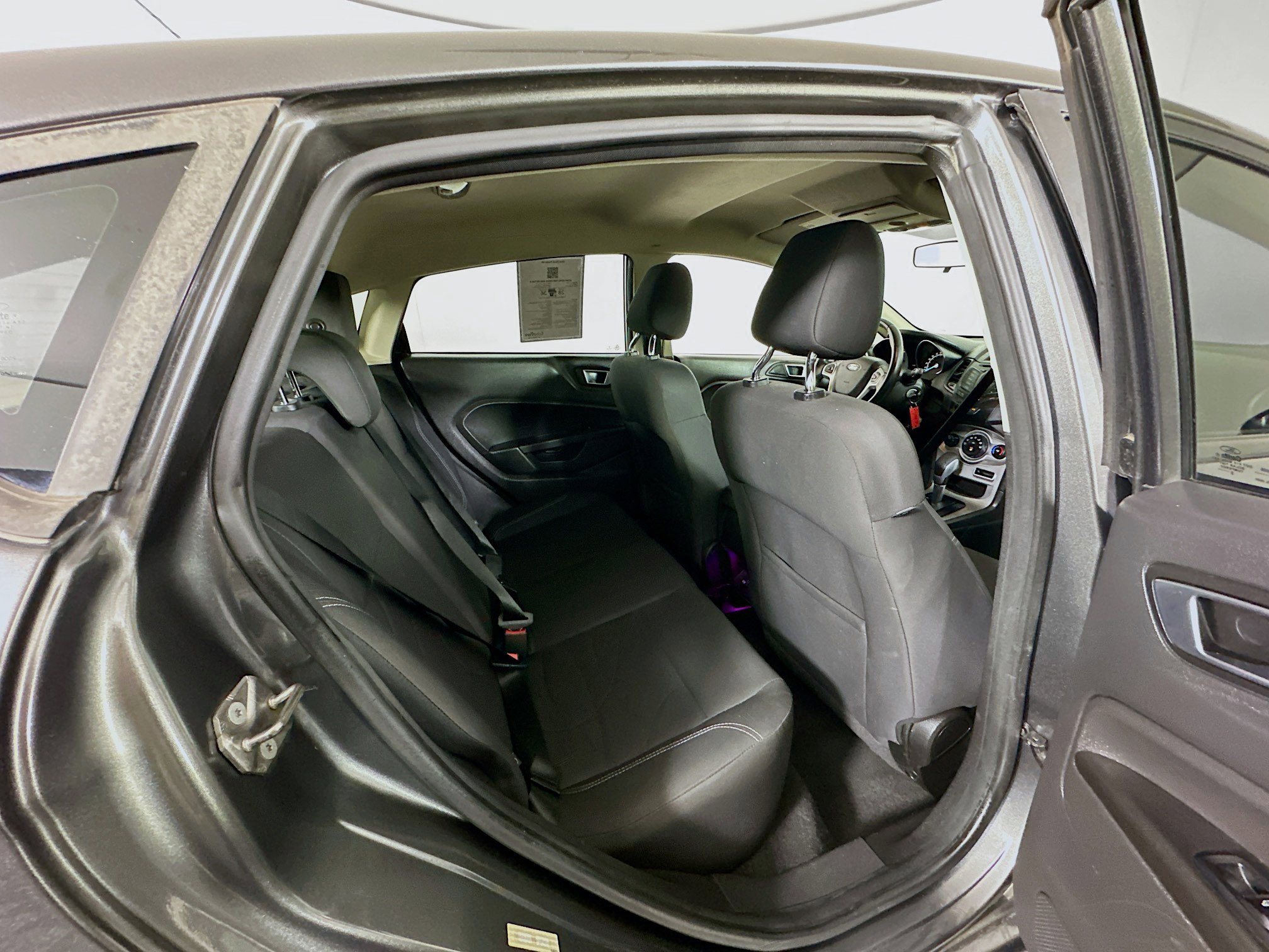 Used 2016 Ford Fiesta SE image 27