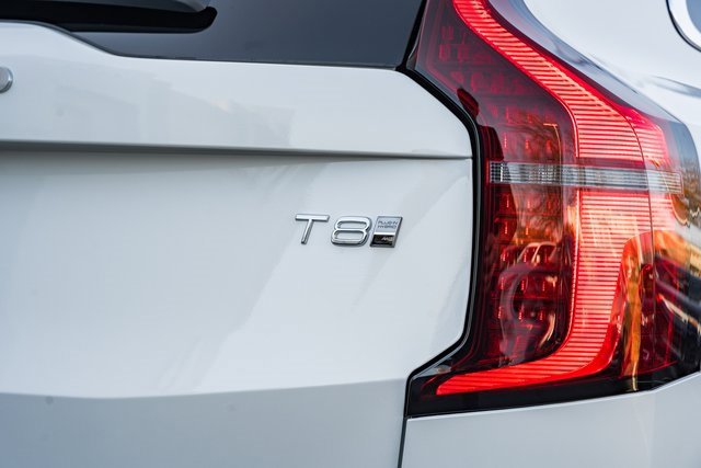 Certified 2025 Volvo XC90 T8 Plus w/ Protection Package Premier image 7