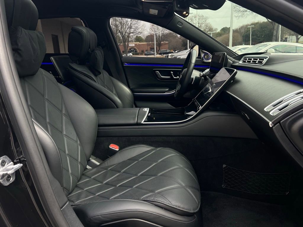 Used 2021 Mercedes-Benz Maybach S 580 4MATIC image 17
