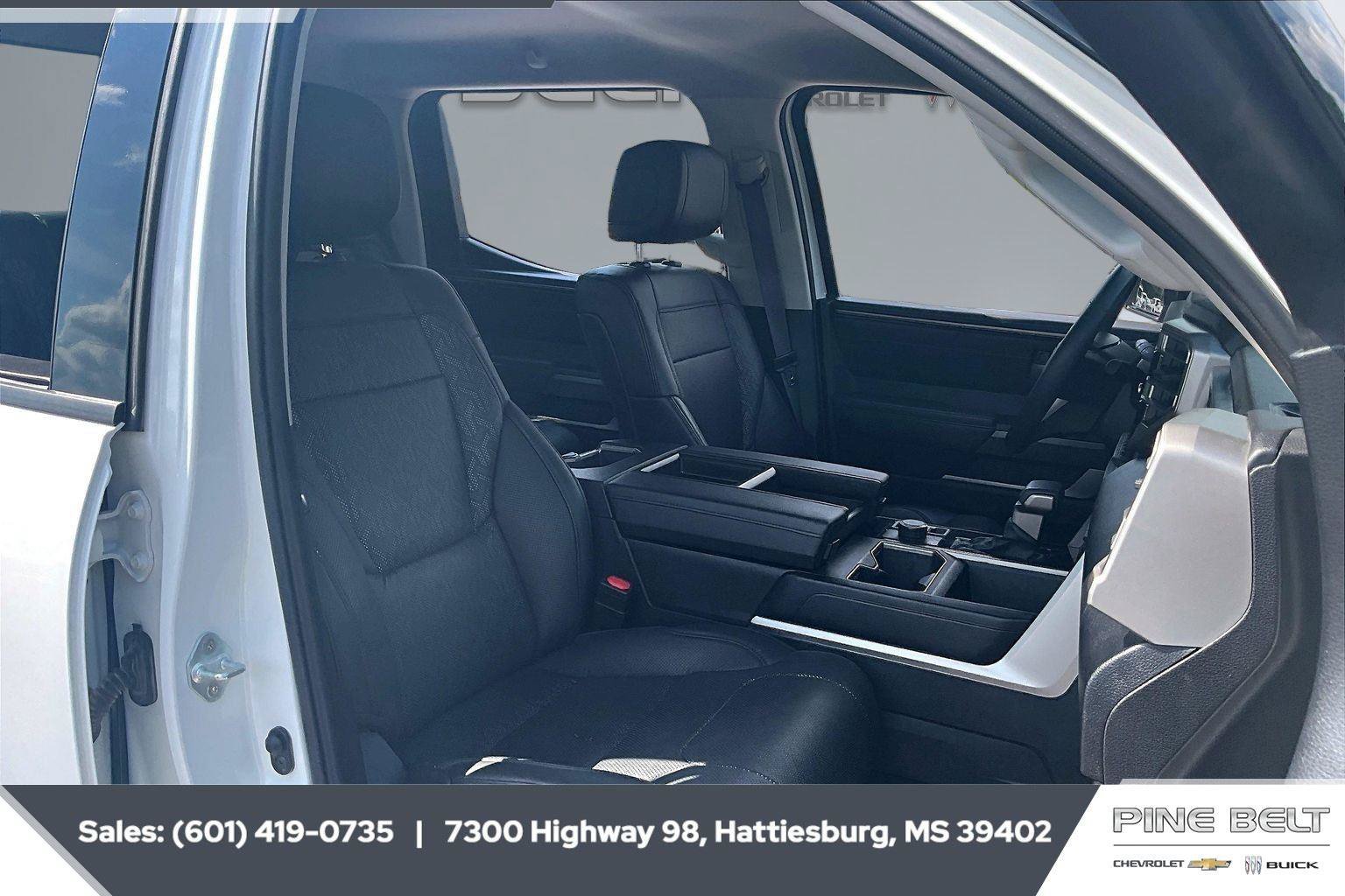 Used 2023 Toyota Tundra SR5 w/ SR5 Premium Package AWD/4WD image 7