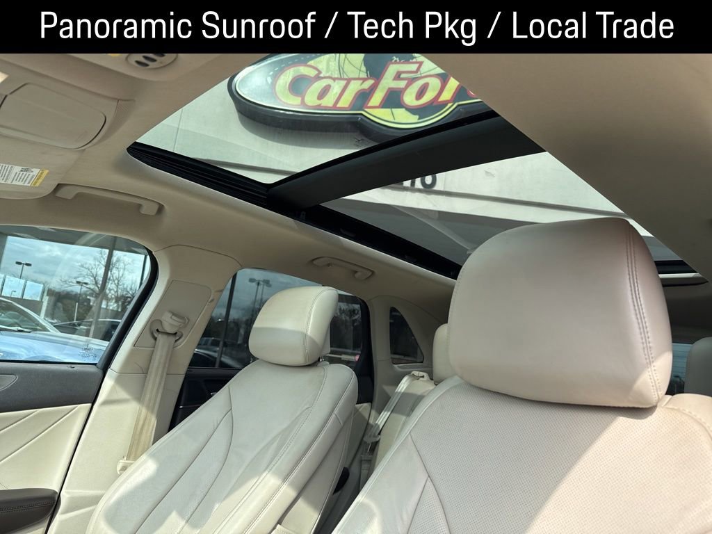 Used 2018 Lincoln MKC Reserve image 2