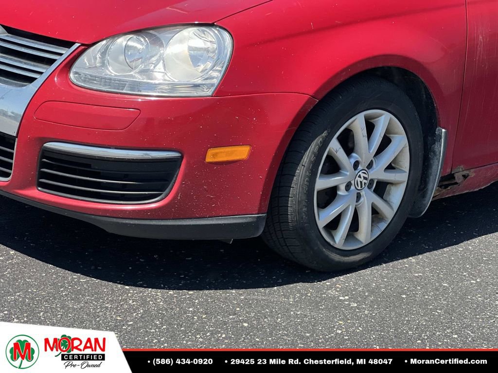 Used 2010 Volkswagen Jetta Limited Edition FWD image 8