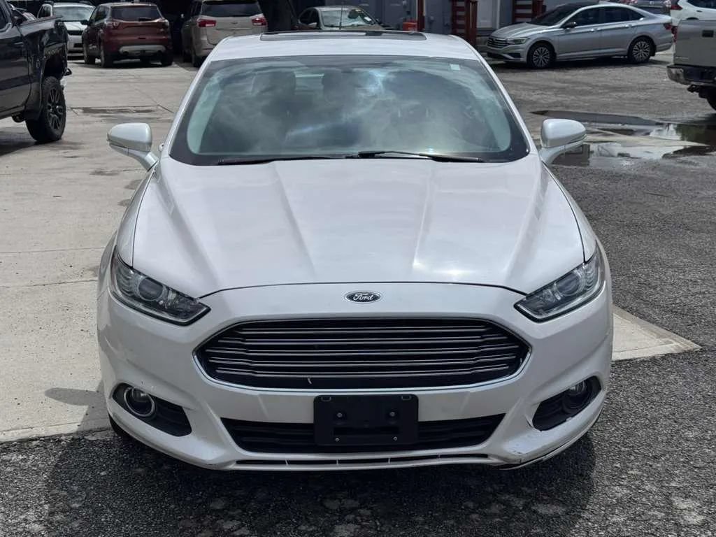 Used 2016 Ford Fusion SE FWD image 8