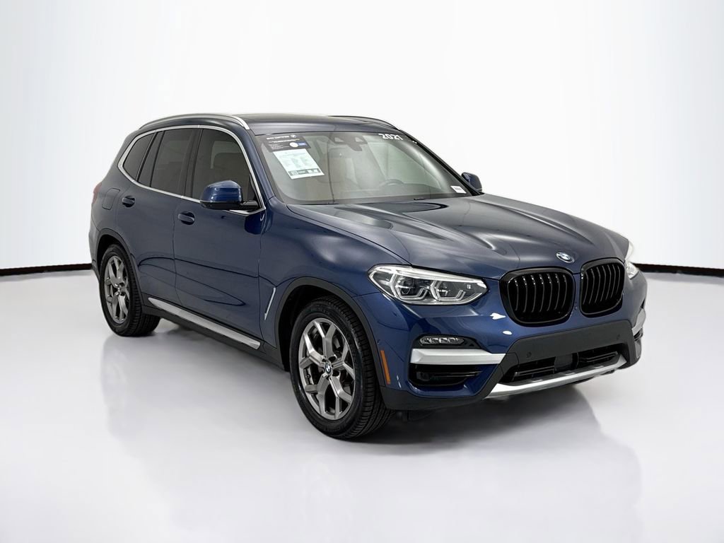 Used 2021 BMW X3 xDrive30e w/ Executive Package AWD/4WD image 3