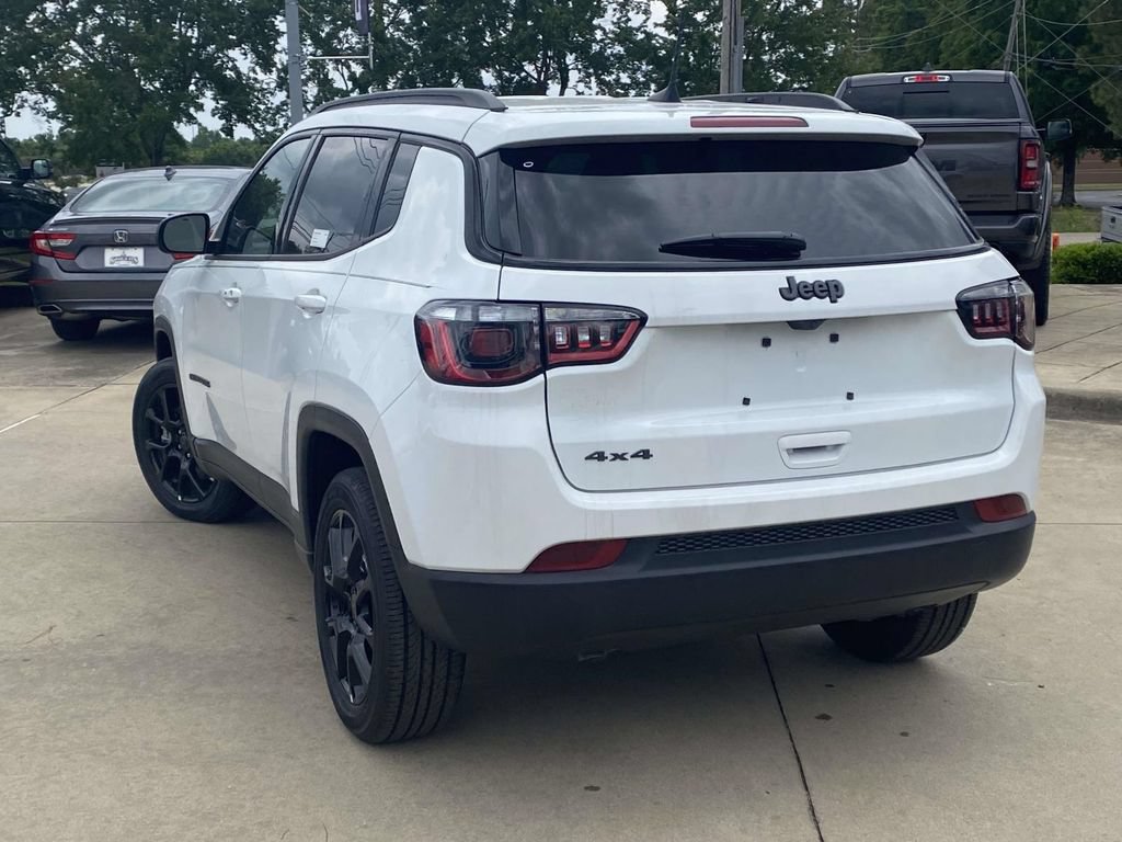 New 2026 Jeep Compass Latitude AWD/4WD image 34