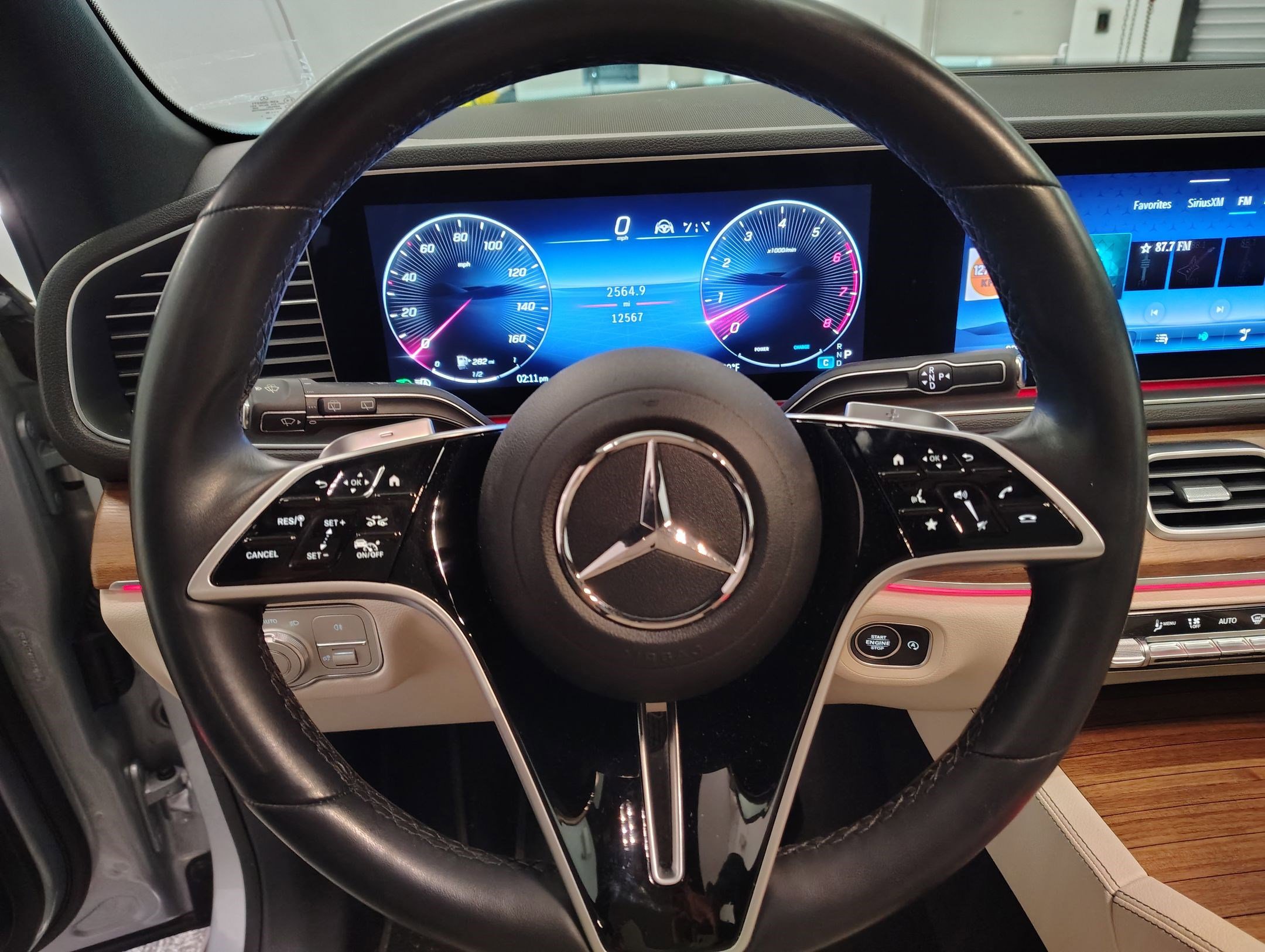 Used 2024 Mercedes-Benz GLE 450 4MATIC image 16