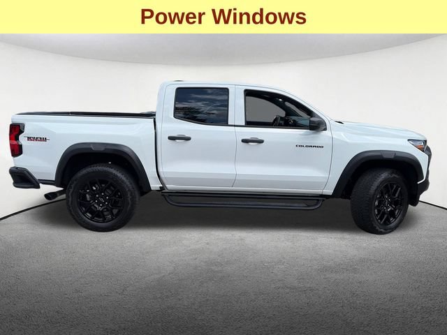 Used 2024 Chevrolet Colorado Trail Boss w/ LPO, Dark Essentials Package AWD/4WD image 11