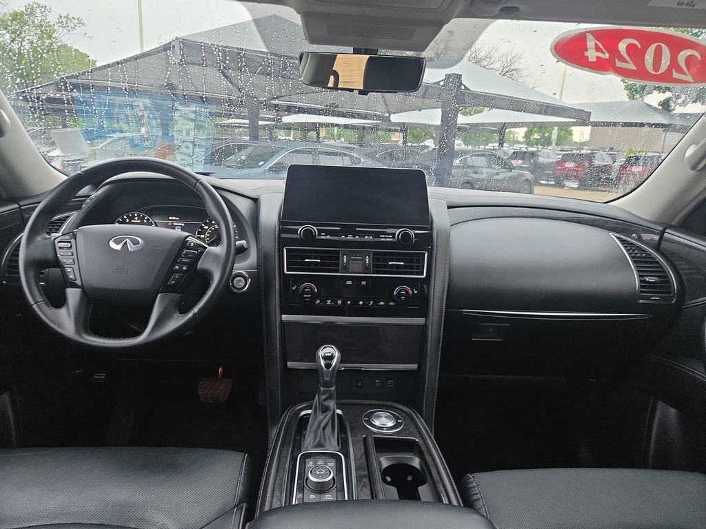 Used 2024 INFINITI QX80 Luxe RWD image 13