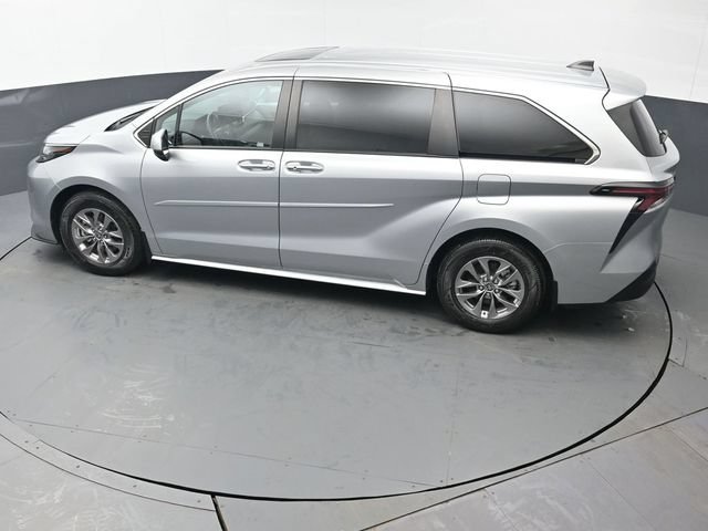 Certified 2023 Toyota Sienna XLE w/ Protection Package (TMS) FWD image 43