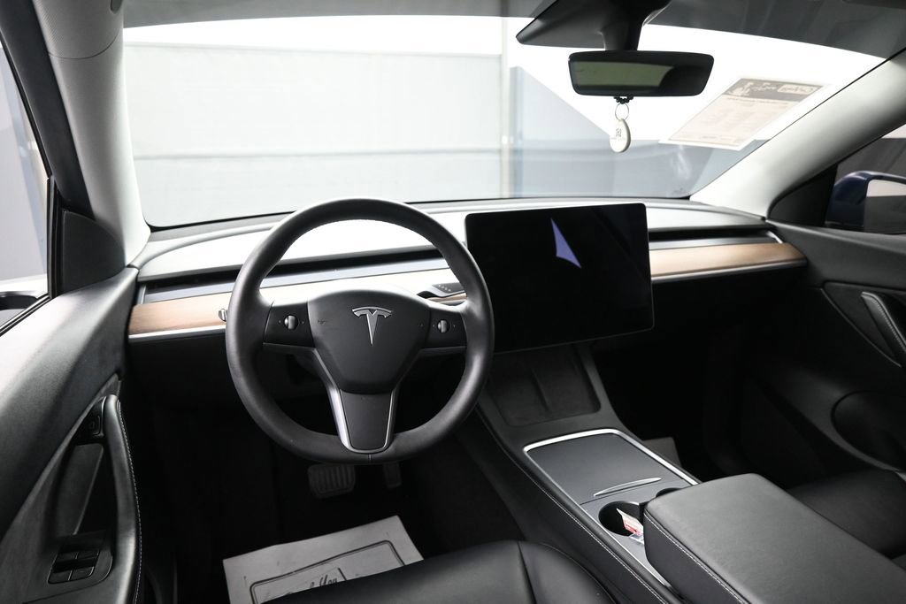 Used 2021 Tesla Model Y 2WD image 29