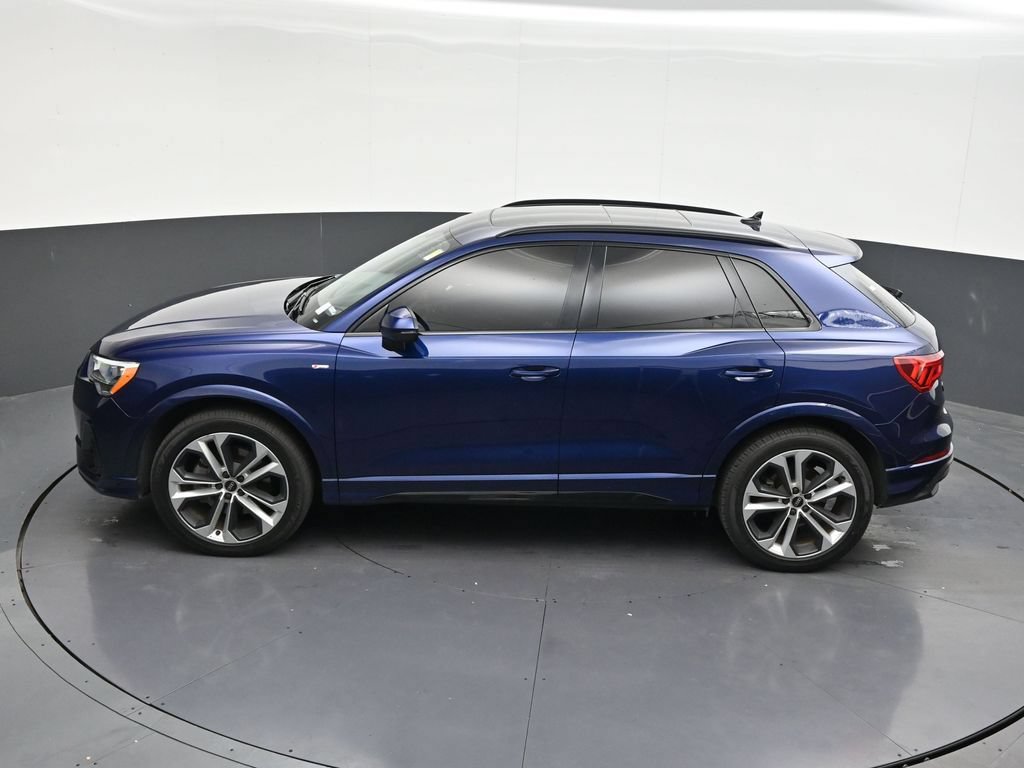 Used 2021 Audi Q3 2.0T Premium w/ Convenience Package AWD/4WD image 16