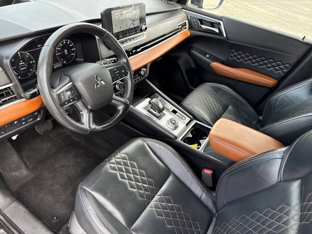 Used 2023 Mitsubishi Outlander SEL AWD/4WD image 10