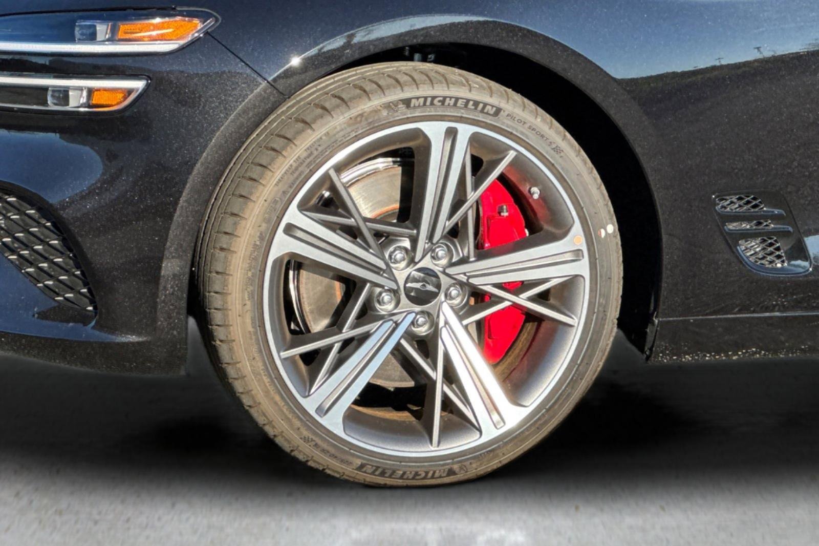 New 2025 Genesis G70 3.3T Advanced w/ Sport Prestige Package image 32