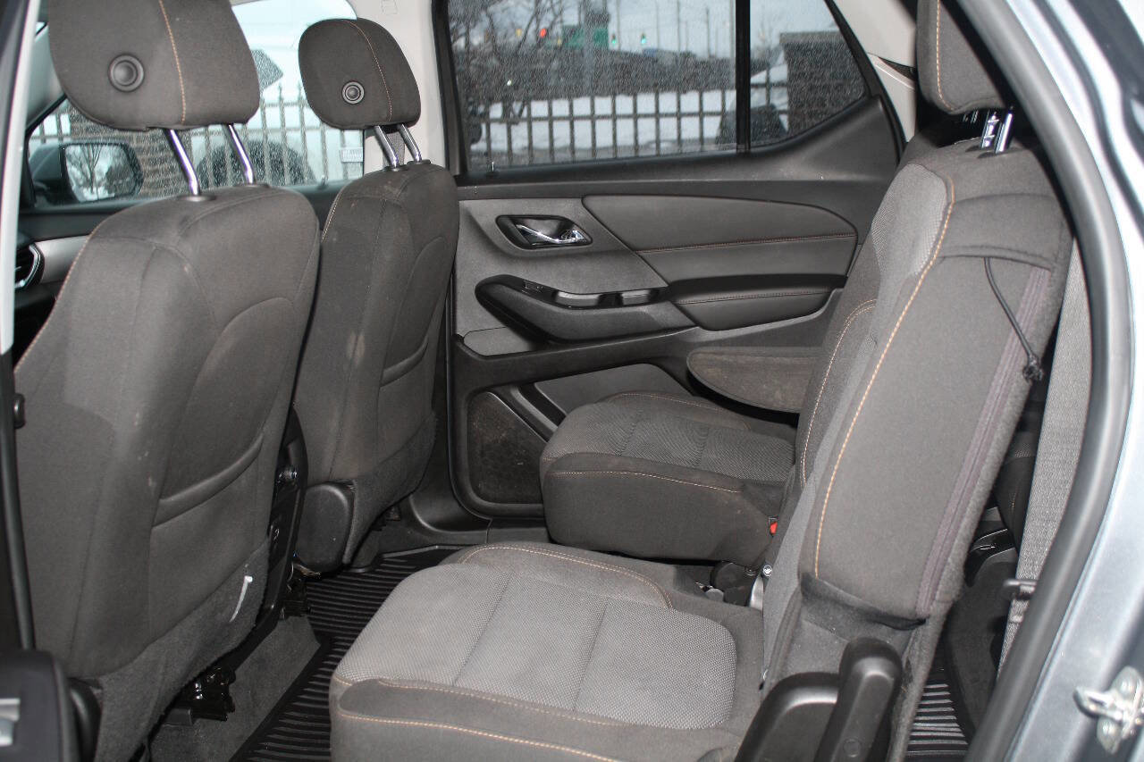 Used 2019 Chevrolet Traverse LT image 7