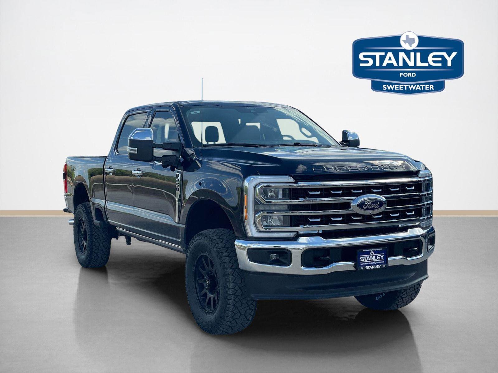 Used 2025 Ford F250 Lariat w/ Chrome Package