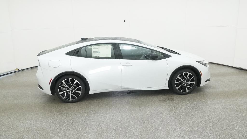 New 2026 Toyota Prius Plug-In Hybrid image 11