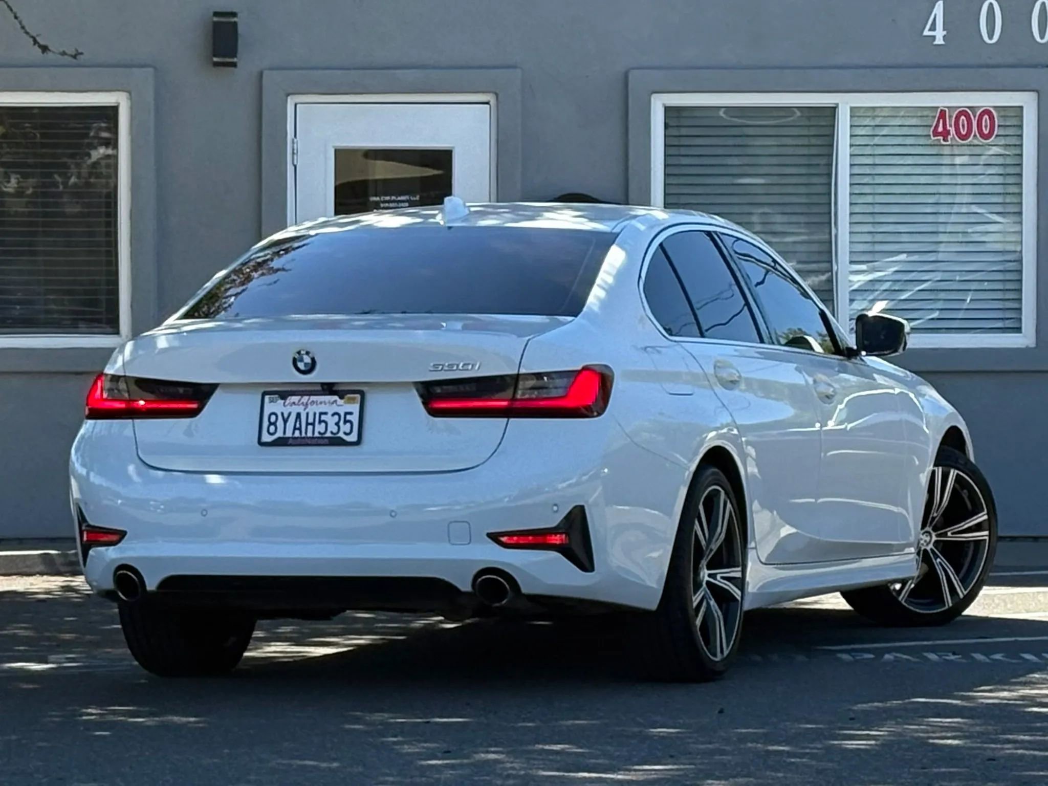 Used 2022 BMW 330i Sedan w/ Driving Assistance Package image 5