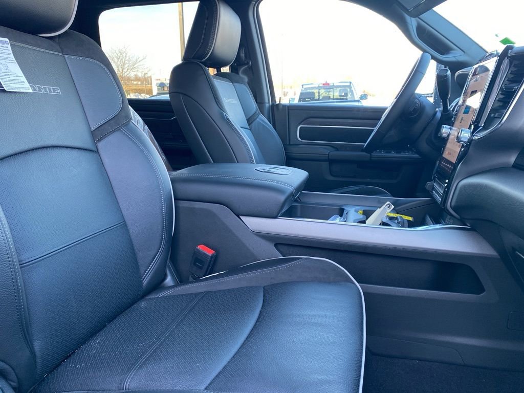 New 2026 RAM 2500 Laramie w/ Night Edition image 10