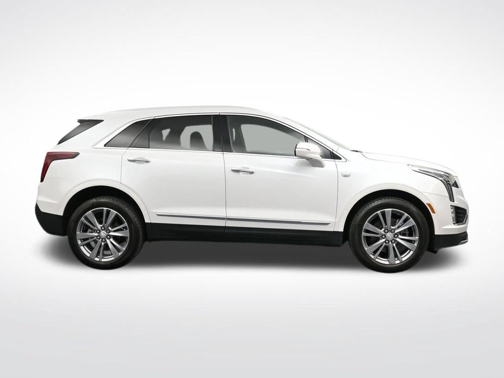 Certified 2025 Cadillac XT5 Premium Luxury AWD/4WD image 6