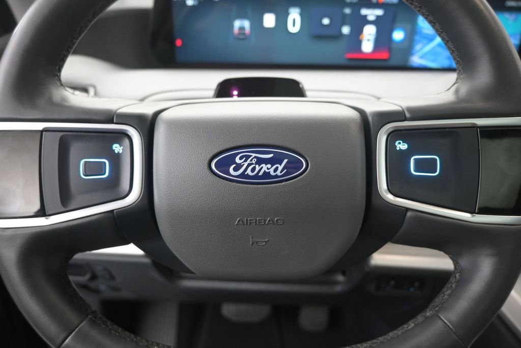 Used 2025 Ford Expedition Max Active RWD image 25