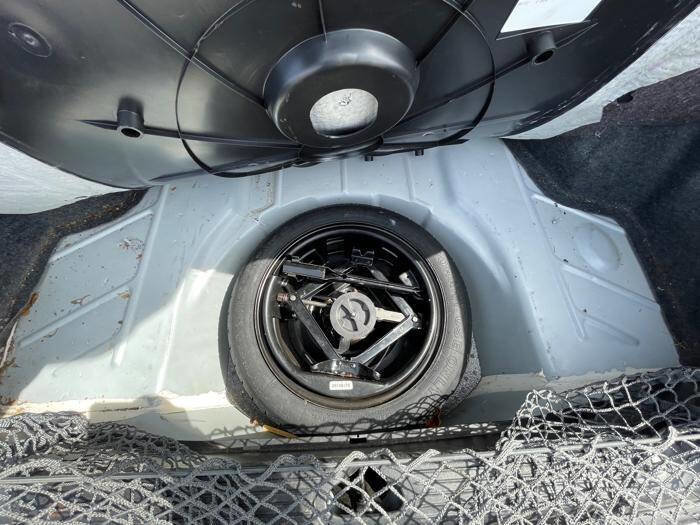 Used 2005 Buick Le Sabre Custom image 26