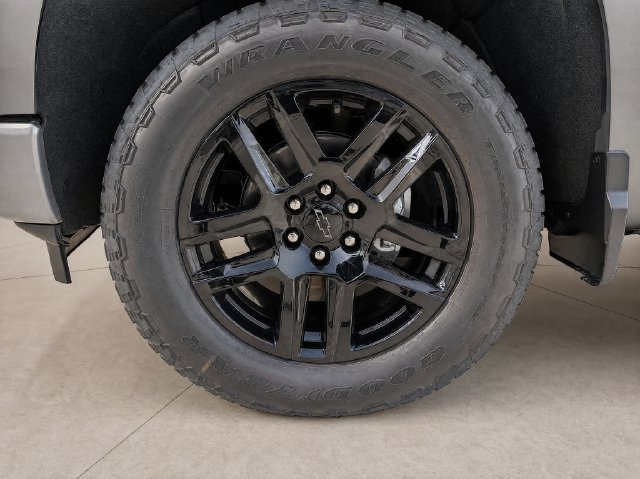 New 2026 Chevrolet Silverado 1500 Custom w/ Turbomax Blackout Package RWD image 15