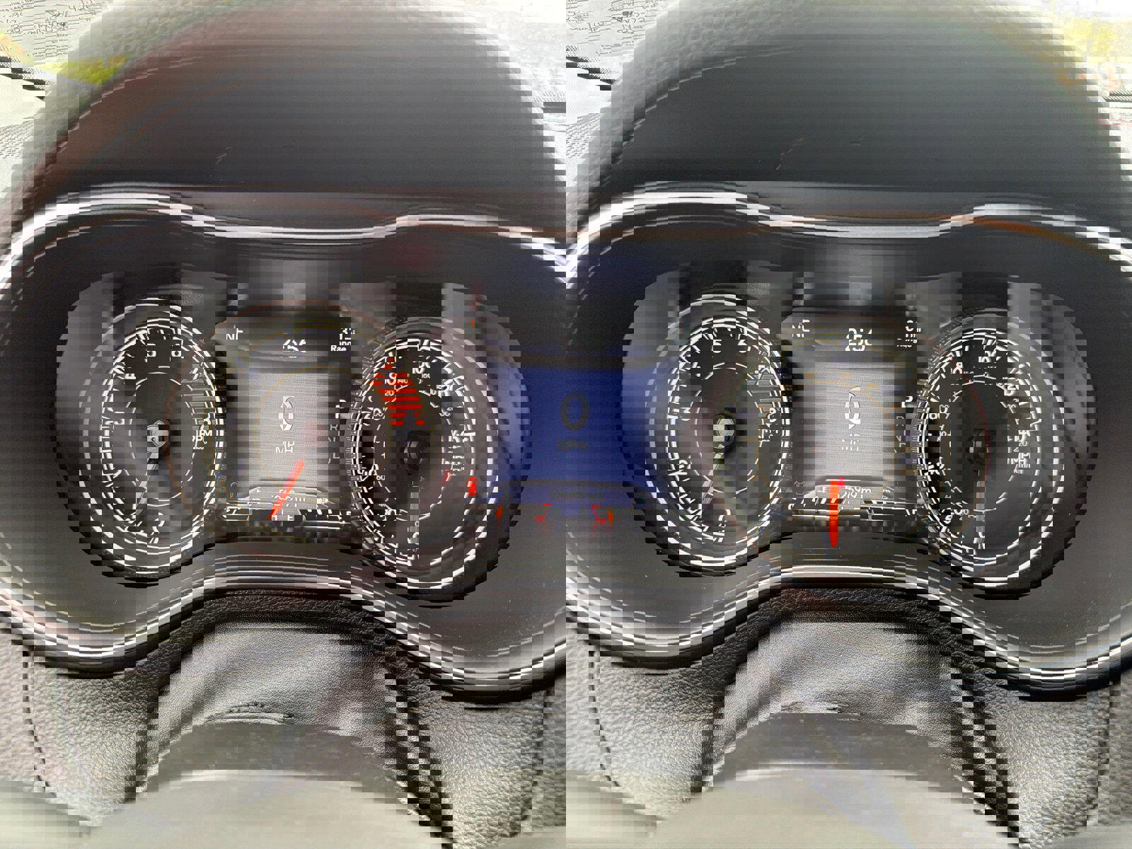 Used 2020 Jeep Cherokee Trailhawk image 13