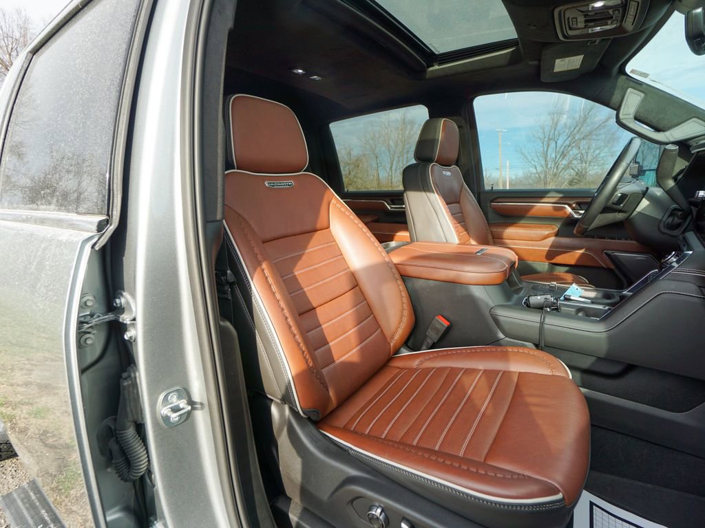 Used 2024 GMC Sierra 2500 Denali Ultimate image 34