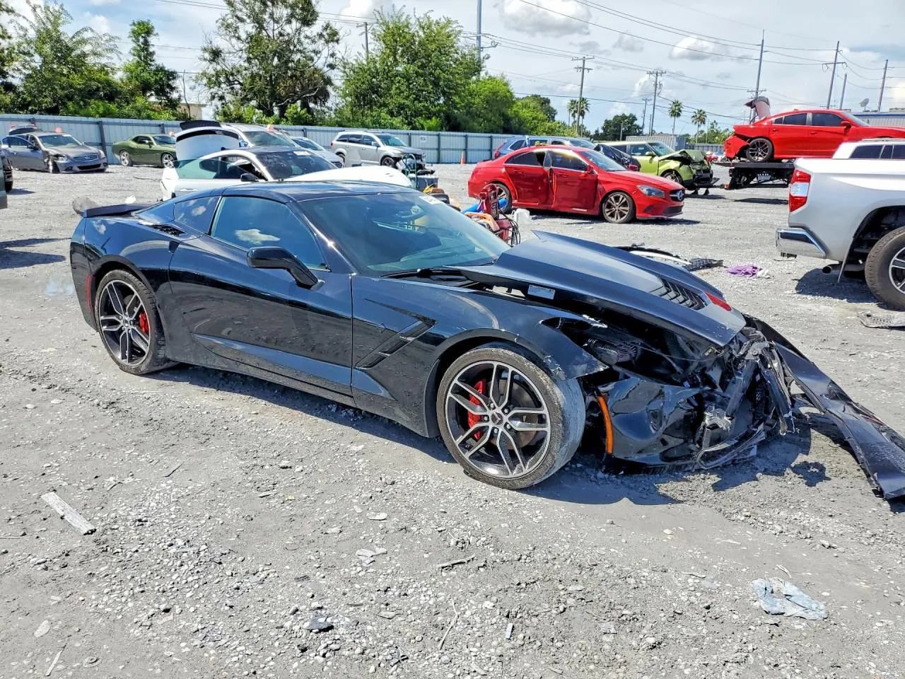 Used 2019 Chevrolet Corvette Stingray Coupe w/ Carbon Flash Badge Package RWD image 2