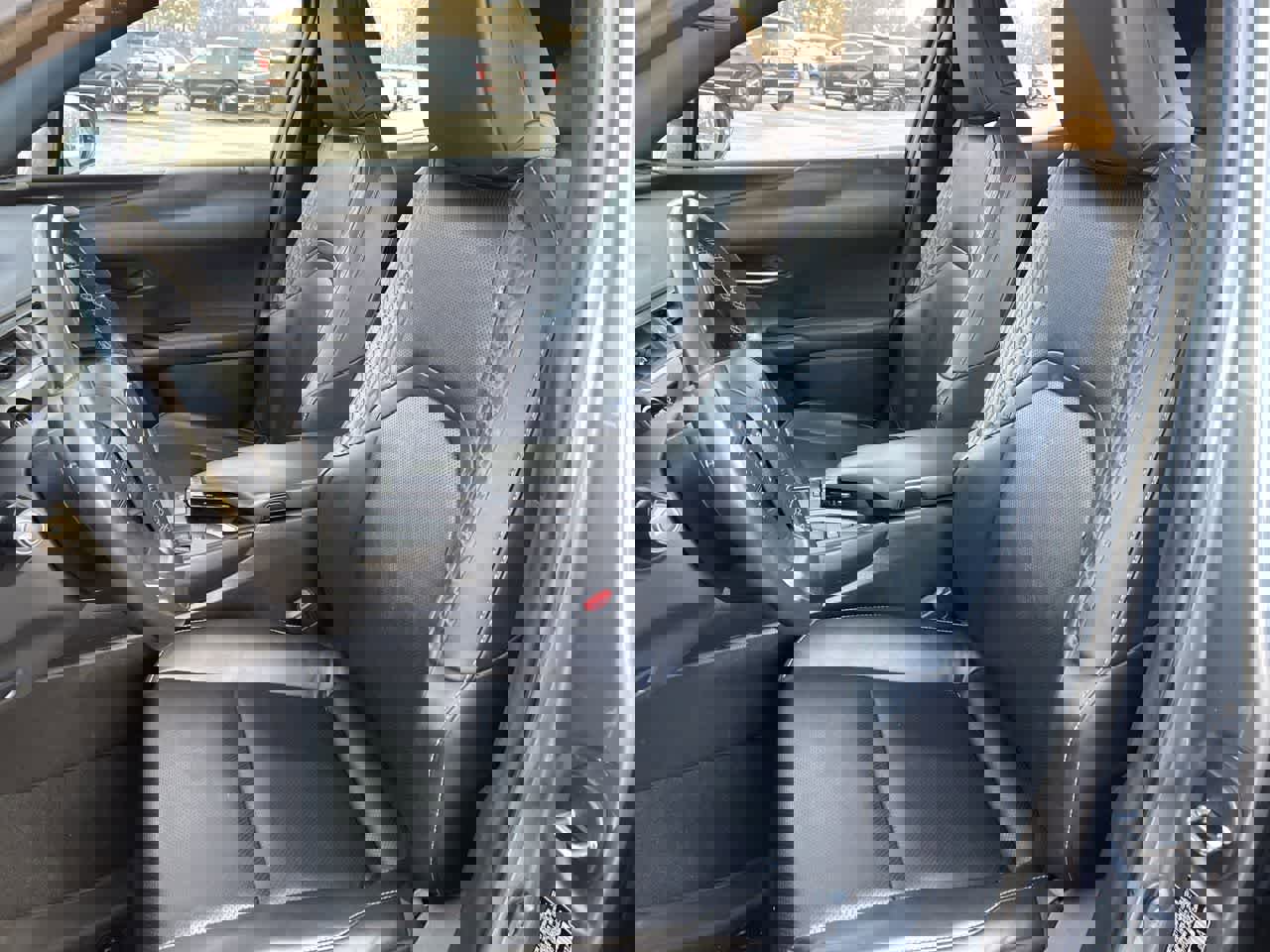 Used 2020 Lexus UX 250h w/ Premium Package image 12