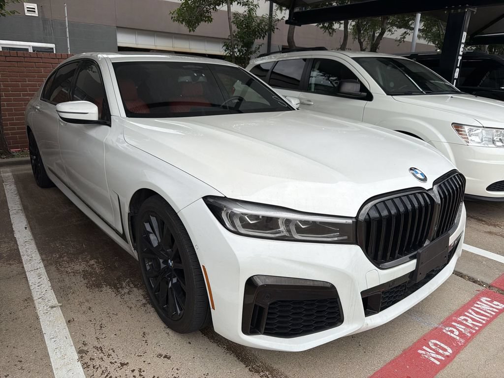 Used 2022 BMW 750i xDrive w/ Executive Package AWD/4WD image 2
