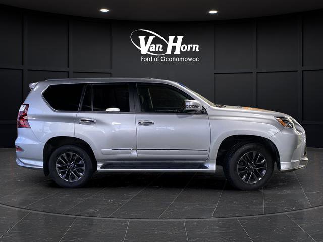 Used 2018 Lexus GX 460 Luxury image 2