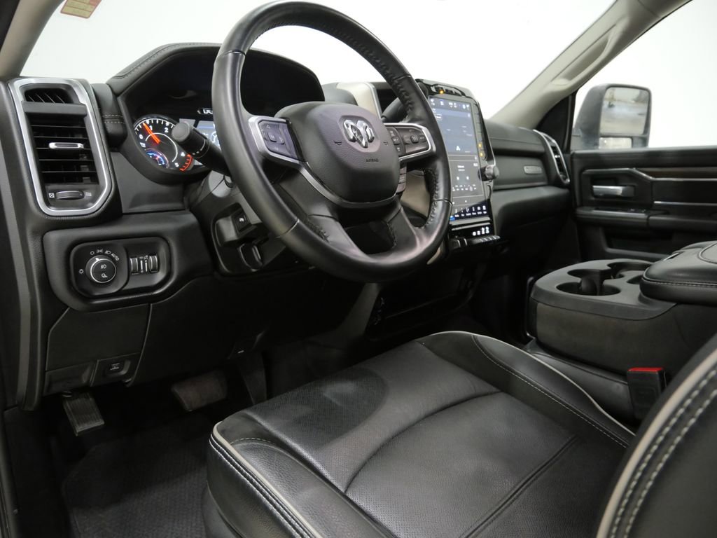 Used 2024 RAM 2500 Laramie w/ Safety Group AWD/4WD image 10
