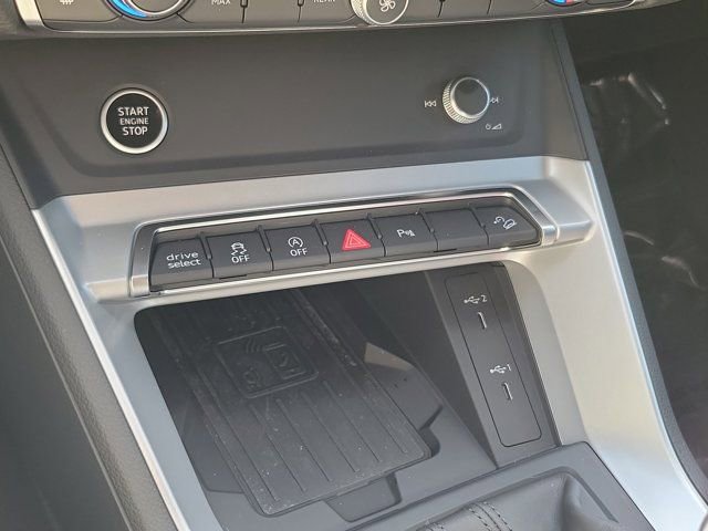 Certified 2025 Audi Q3 2.0T Premium Plus image 26