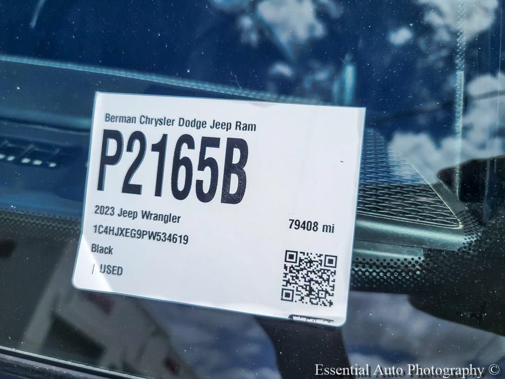 Certified 2023 Jeep Wrangler Unlimited Sahara w/ Cold Weather Group AWD/4WD image 27