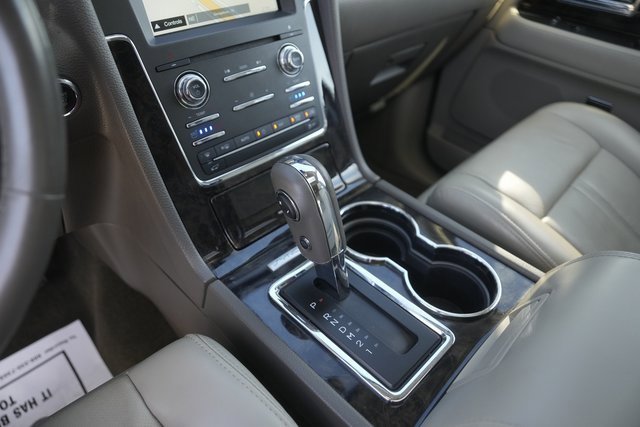 Used 2017 Lincoln Navigator Select image 31