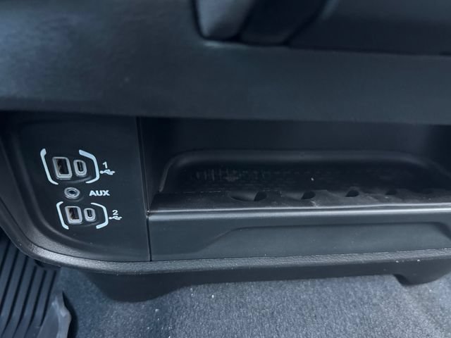 New 2026 RAM 2500 Warlock AWD/4WD image 33