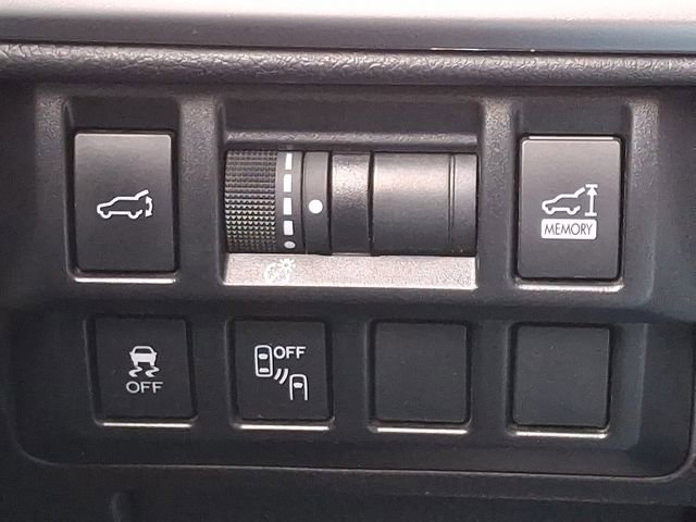 Used 2018 Subaru Outback 2.5i Limited w/ Popular Package #2 image 25