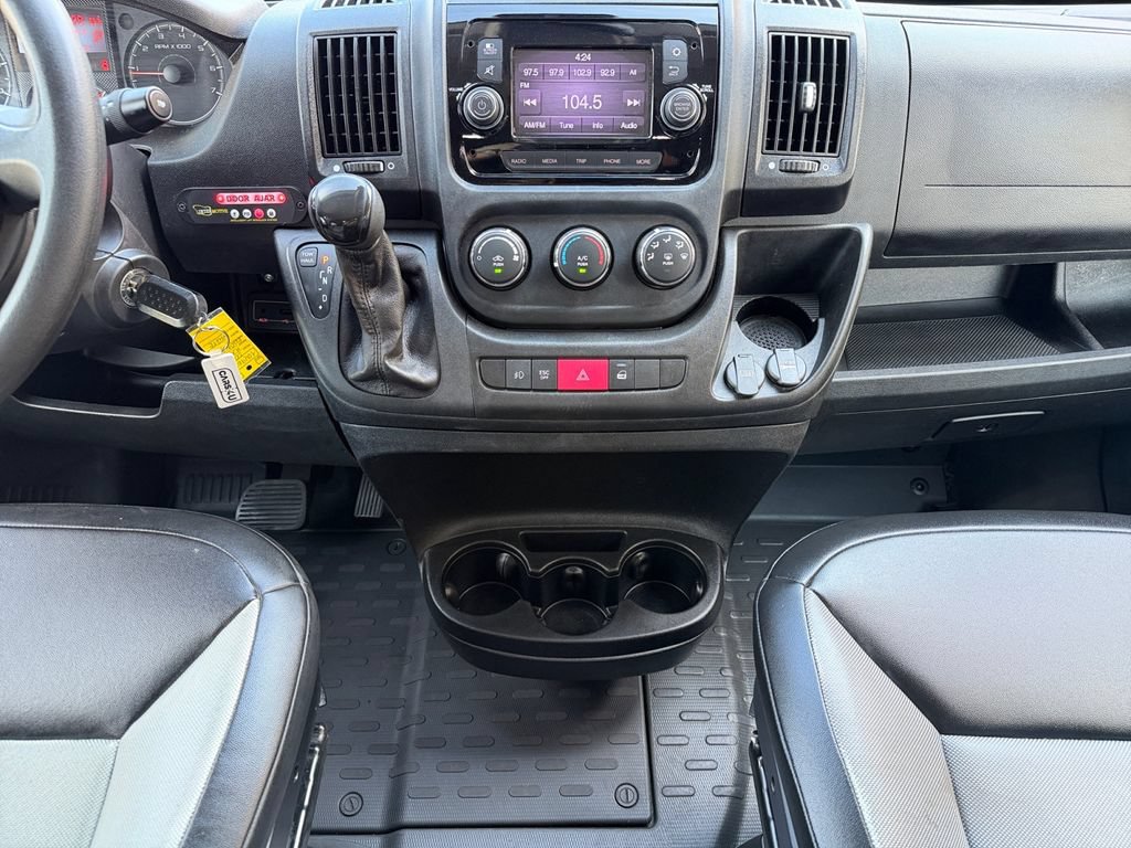 Used 2021 RAM ProMaster 2500 w/ Convenience Group FWD image 26