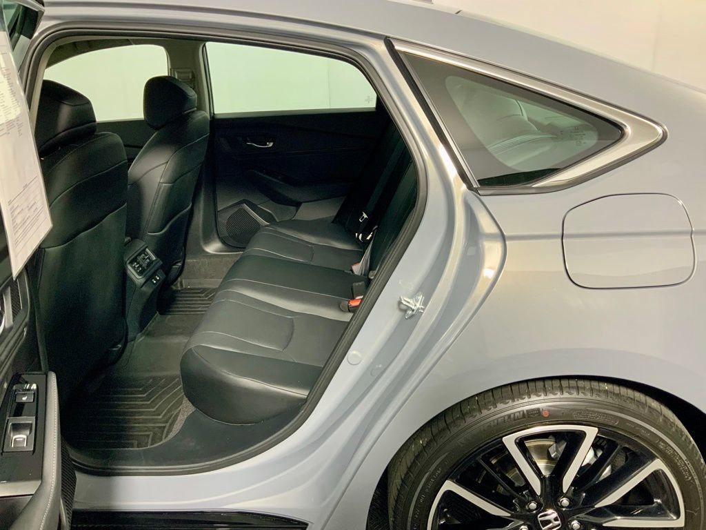 Used 2025 Honda Accord Touring image 31