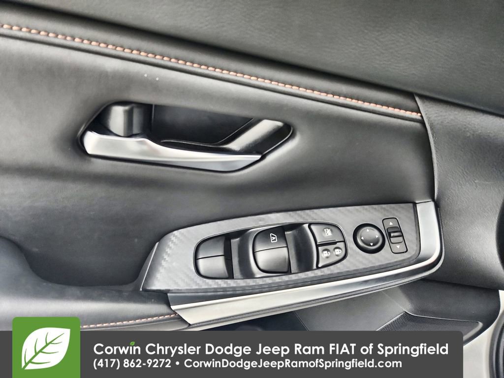 Used 2023 Nissan Sentra SR w/ Electronics Package image 21