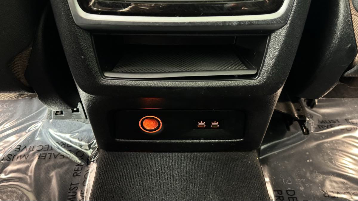 Used 2020 BMW X7 xDrive40i w/ Cold Weather Package AWD/4WD image 42