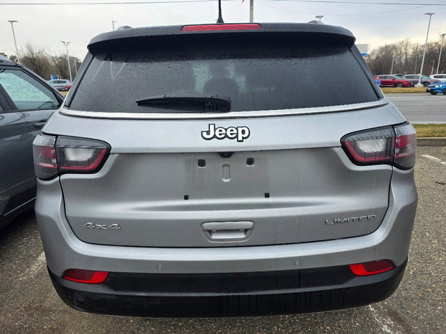 Used 2023 Jeep Compass Limited w/ Elite Group image 4