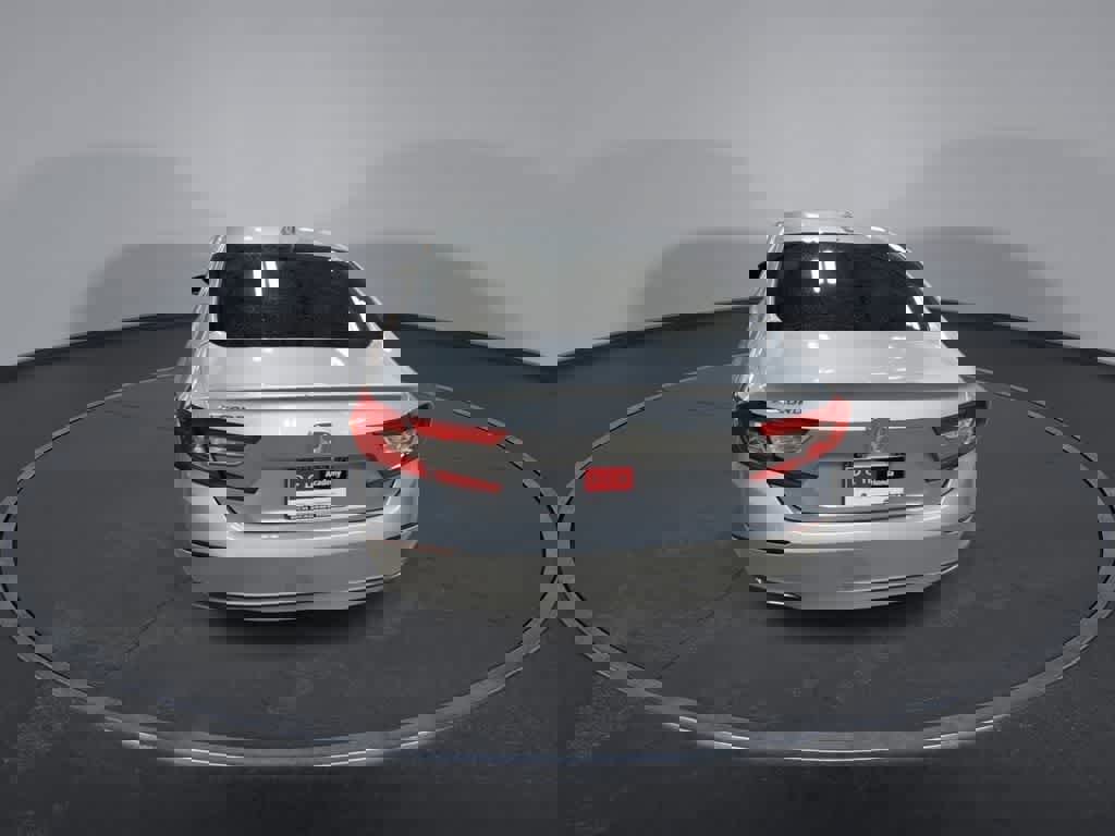 Used 2018 Honda Accord LX image 7