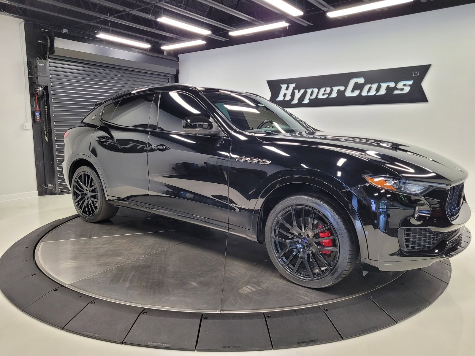Used 2018 Maserati Levante GranSport image 16