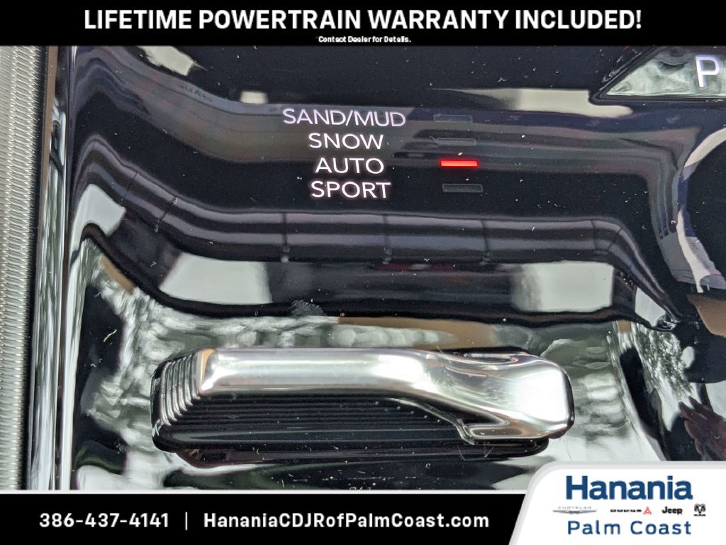 New 2026 Jeep Grand Wagoneer Summit AWD/4WD image 24