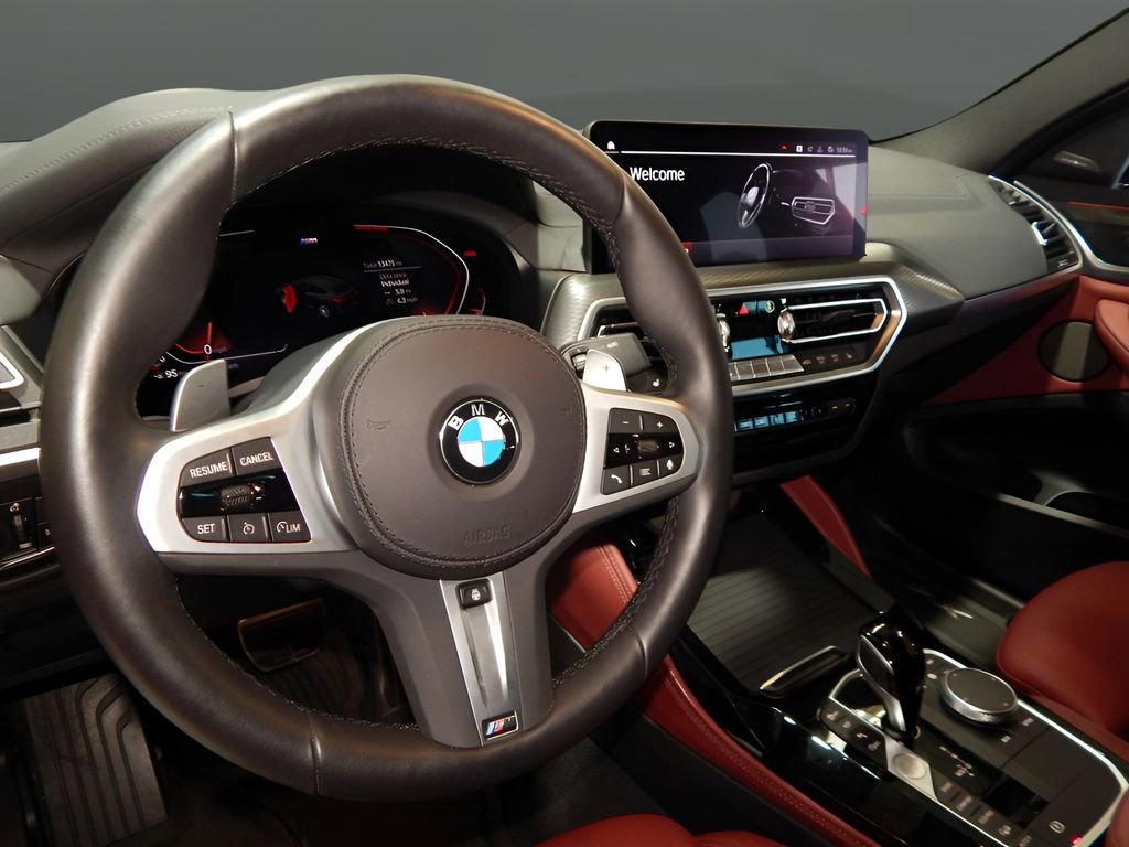 Used 2024 BMW X4 xDrive30i AWD/4WD image 15