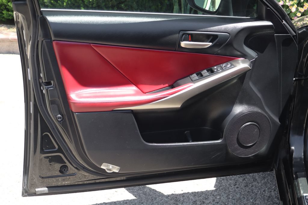Used 2019 Lexus IS 300 F Sport w/ F Sport Package RWD image 16