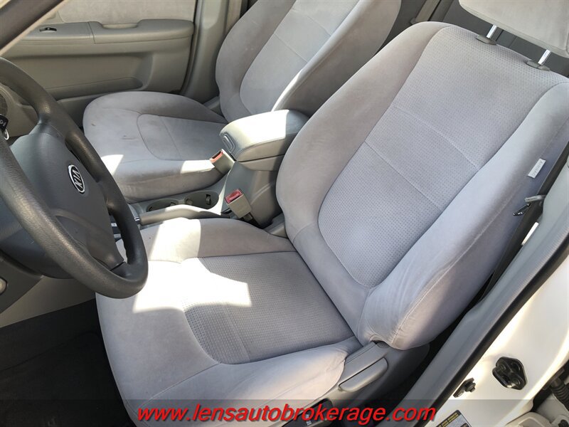 Used 2007 Kia Spectra EX FWD image 12