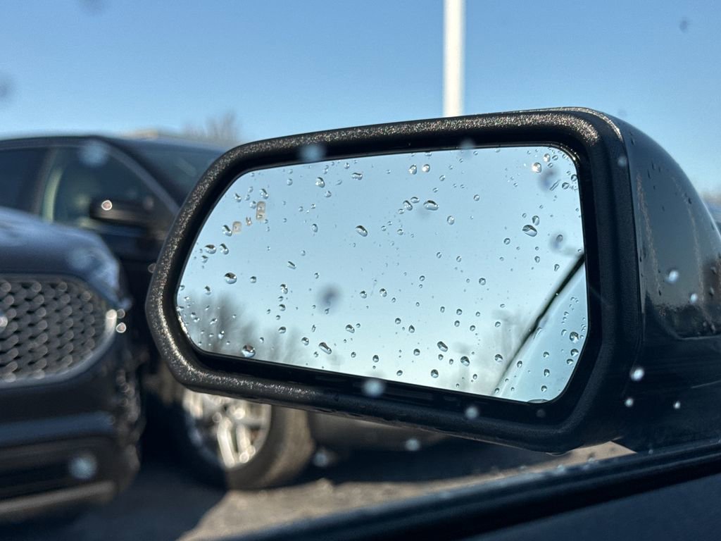 Used 2025 Ford Mustang Premium image 33